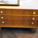 29 2168 CHEST OF DRAWERS